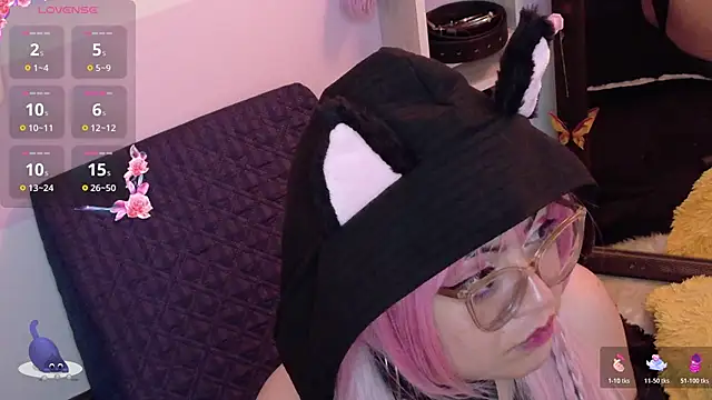 Catwhite_ Live XXX-chat