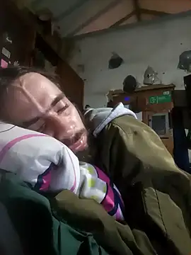 hairy_mannn webkamerás műsora