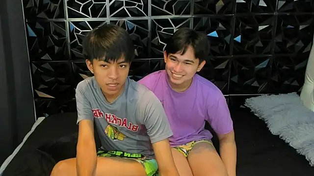 XXX chat uživo modela davincihugecock