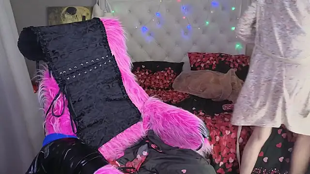 XXX chat uživo modela RoxalanaStar