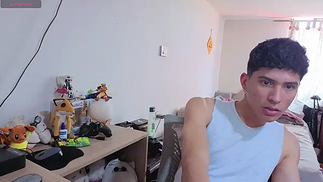 Chat +18 de LuClawthorne_ ao vivo