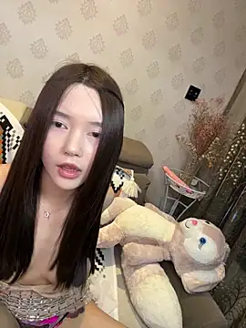 xiaxia55 Show in webcam