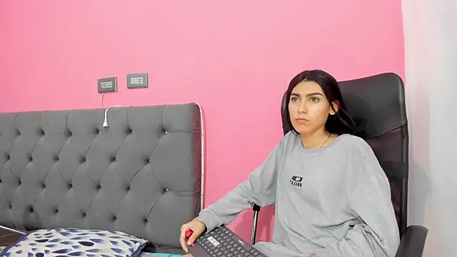 دردشة ariloe_quintero الجنسية المباشرة