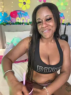 TikaMoon Live XXX-Chat