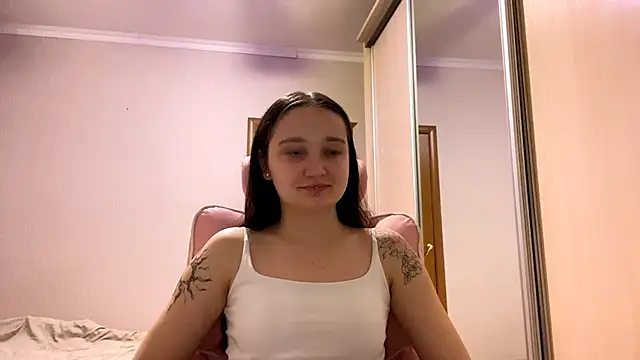 Онлайн чат XXX TrulaPhay