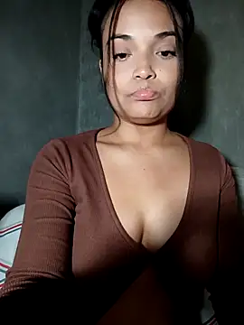 _Estrellita_ 现场XXX聊天