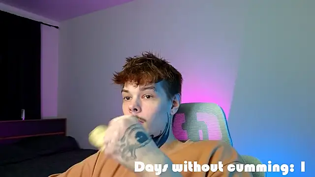 DENIS_HERE Live XXX-Chat