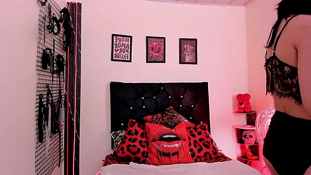 Chatroom XXX en direct de Harmony_Sky1