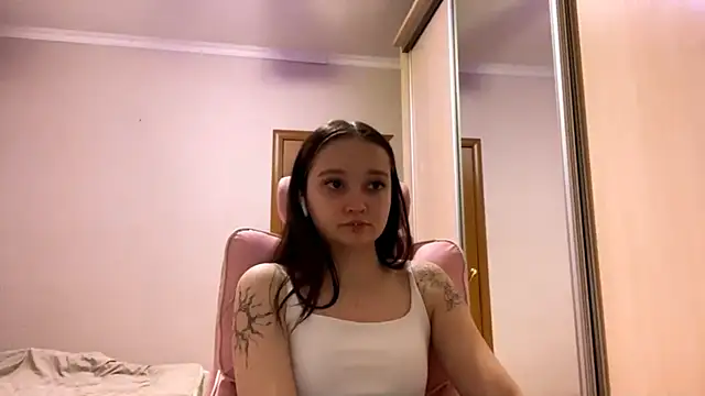 عرض كام TrulaPhay