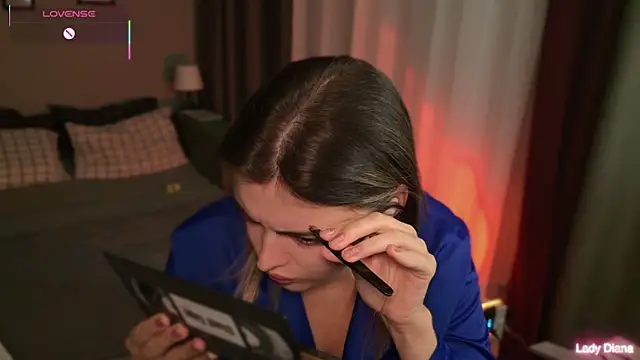 LadyDiLancaster 现场XXX聊天