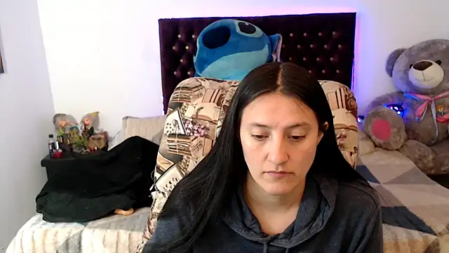 Lorenahot_06's Live XXX Chat