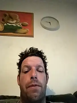 Knuffelstaaff123 Show in webcam