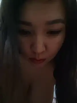 HellaWerlous Chat XXX live