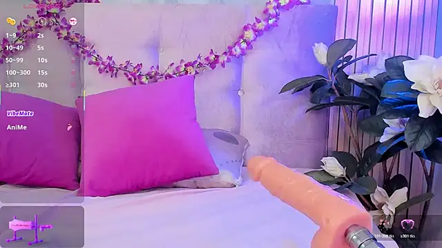 SalomeeHills: онлайн-секс-чат