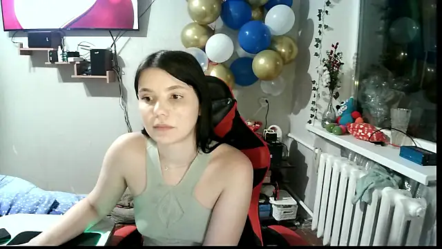 EllisKiss Pertunjukan Webcam