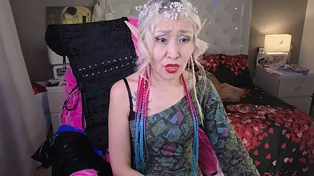 RoxalanaStar élő XXX-chatje