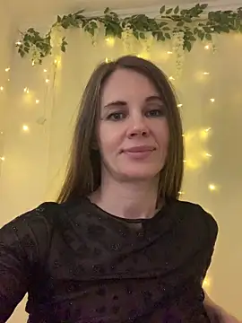 LucieMack Adlı Modelin Canlı XXX Sohbeti