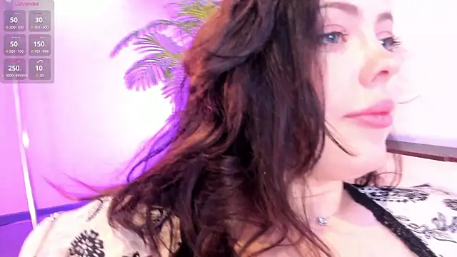 AlbaLimory Adlı Modelin Canlı XXX Sohbeti