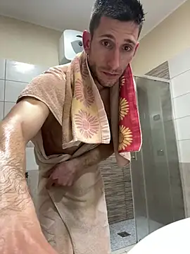 Gionnytav Show in webcam