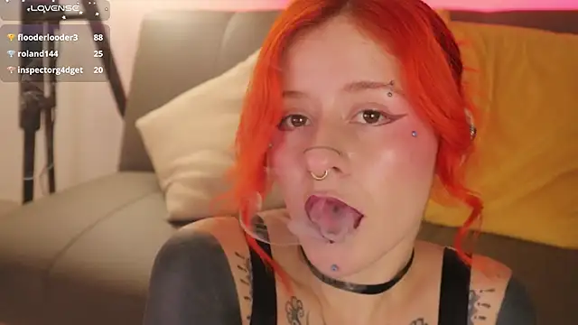 Daarlene's Webcam Show