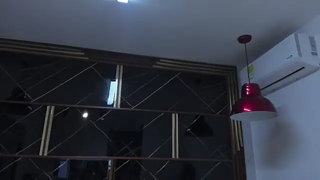 HannyThompson Live XXX-Chat