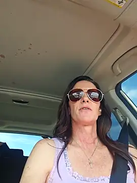 Pokazy przed kamerką – Edens_Promise