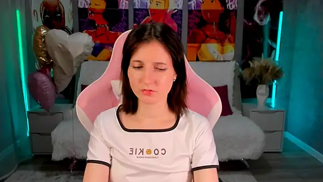 عرض كام KikaOsterman