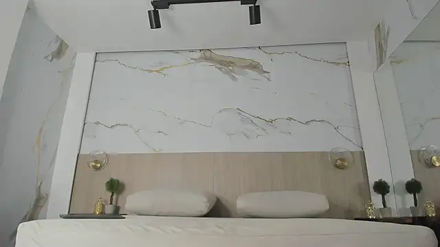 rebecca_ponce_ Live XXX Chat