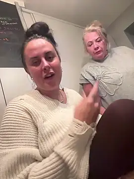 BunnyBallyX Live XXX Chat