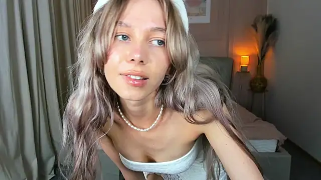 LuluAlis Live XXX-chat