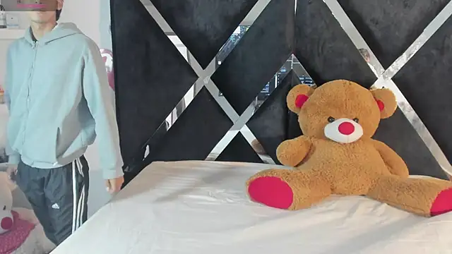 Secret_Loverss webkamerás műsora