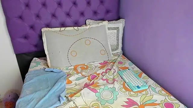 XXX chat uživo modela Margoth_clain