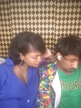 Pokazy przed kamerką – Freakingromance