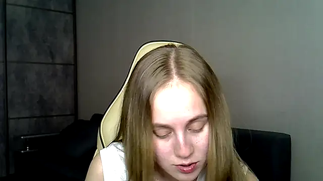 แชท XXX สดของ christimontero