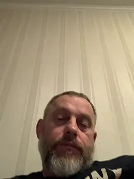 Show modela Frosl na web-kameri