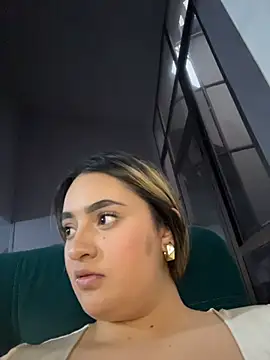 Živý XXX chat Antonella_Julieta