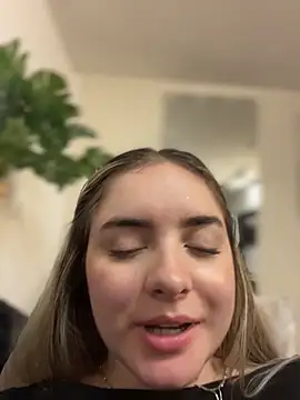 imlindapink Chat XXX live