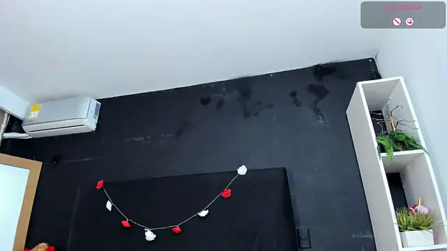 Chatroom XXX en direct de Gigi_duran