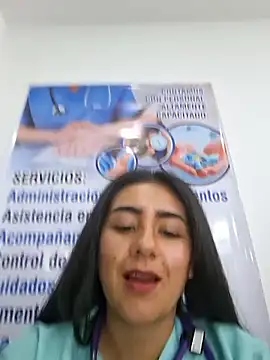 CAROLINE__07n Live XXX chat