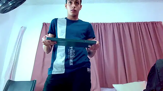 GEREMIASKING webcam show