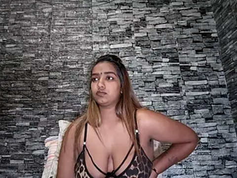 Indiasfantasy_'s Live XXX Chat