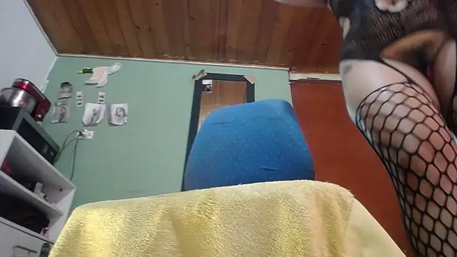 Sweett_Anya Chat XXX live