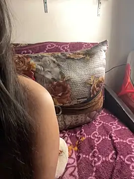 mysterious_Divya 即時 XXX 聊天