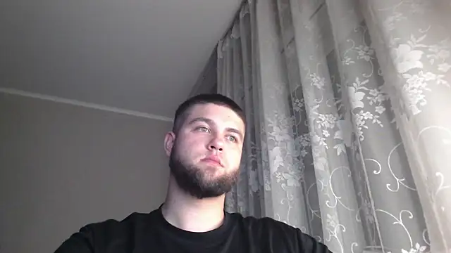 Show modela Ar4eewal na web-kameri