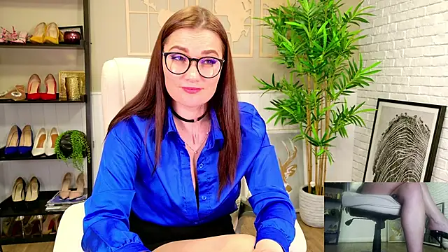 Онлайн чат XXX SelineSole