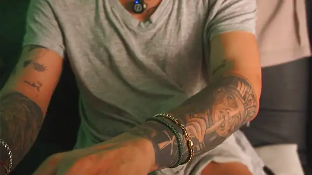 Вебкам-шоу AlphaMasterXxx