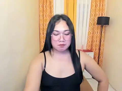 TsUncutKaren 라이브 XXX 채팅