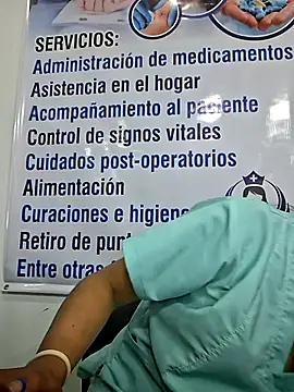 Chat XXX en directo de CAROLINE__07