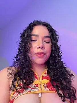 Chat +18 de krisstenSantos ao vivo