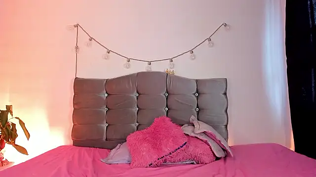 دردشة MarieLatex الجنسية المباشرة